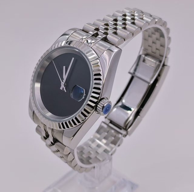 Uhrenmod mit NH35-Uhrwerk, 39 mm, Saphirglas, schwarz, Edelstahl, Unisex - Bild 1