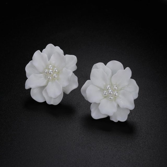 Wucifang Jewelry Ohrstecker, weiße Blume, Zinklegierung, Damen - Bild 1