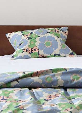 Jotex Kissenhülle Frida in Blau mit floralem Design aus Bio-Baumwoll-Percalé - Bild 1