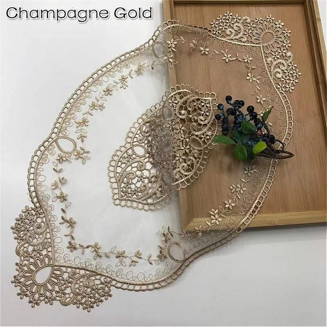 Yiran Furniture Ovale Bestickte Tischmatte mit floralem Design in Gold, B/T: 51 x 29 cm - Bild 1