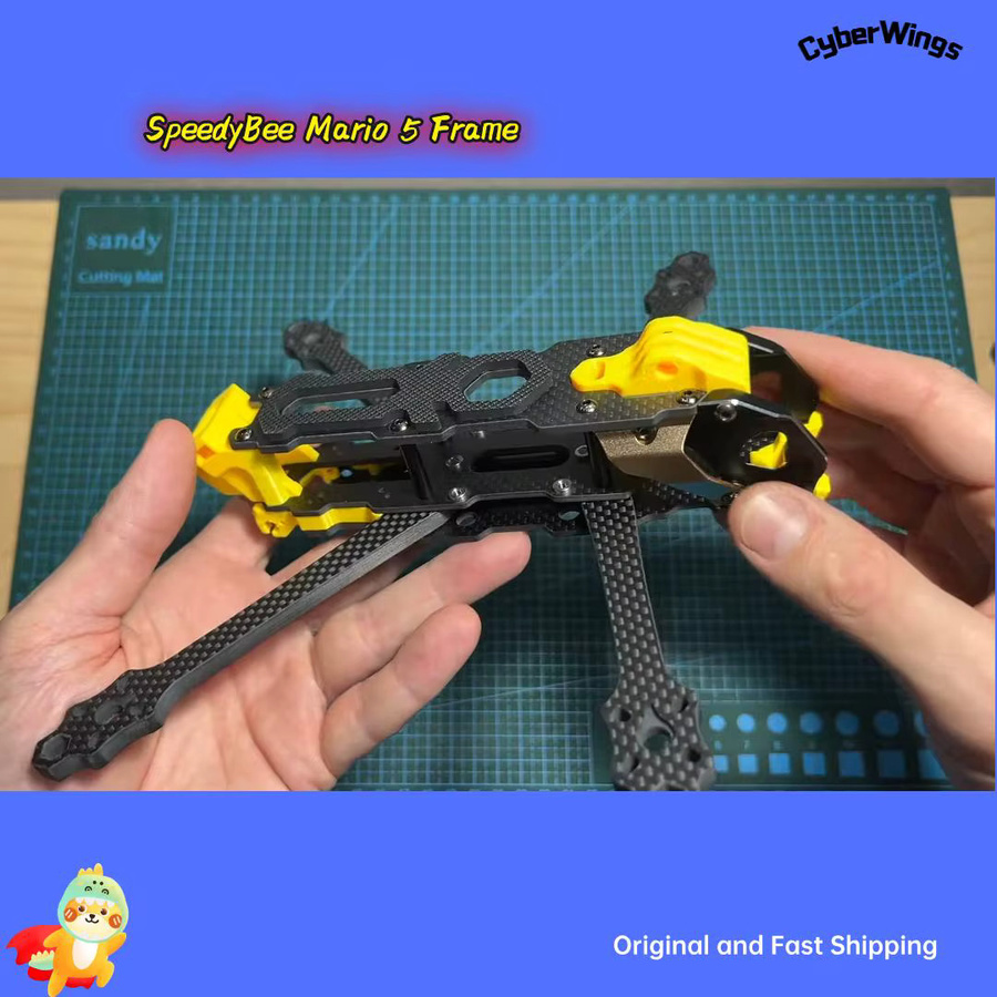 SpeedyBee Mario 5 Frame DC / XH ADV/PRO Drone in Schwarz mit Carbonfaser-Armen und LED-Streifenkanälen - Bild 2