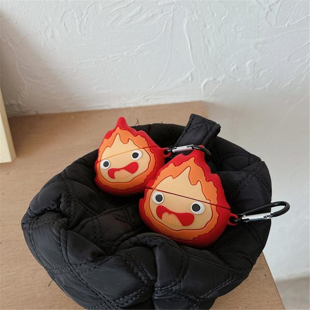 Silikon Kopfhörerhülle mit Cartoon-Feuer-Design für Apple AirPods 4, AirPods Pro und AirPods 1/2/3 in Orange - Bild 1