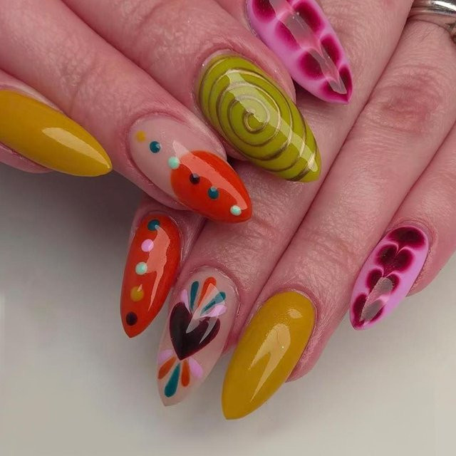 Glamour Nails Falschnägel Mandel, 24 Stück, Bunte Blumen, Glänzend, Damen - Bild 1