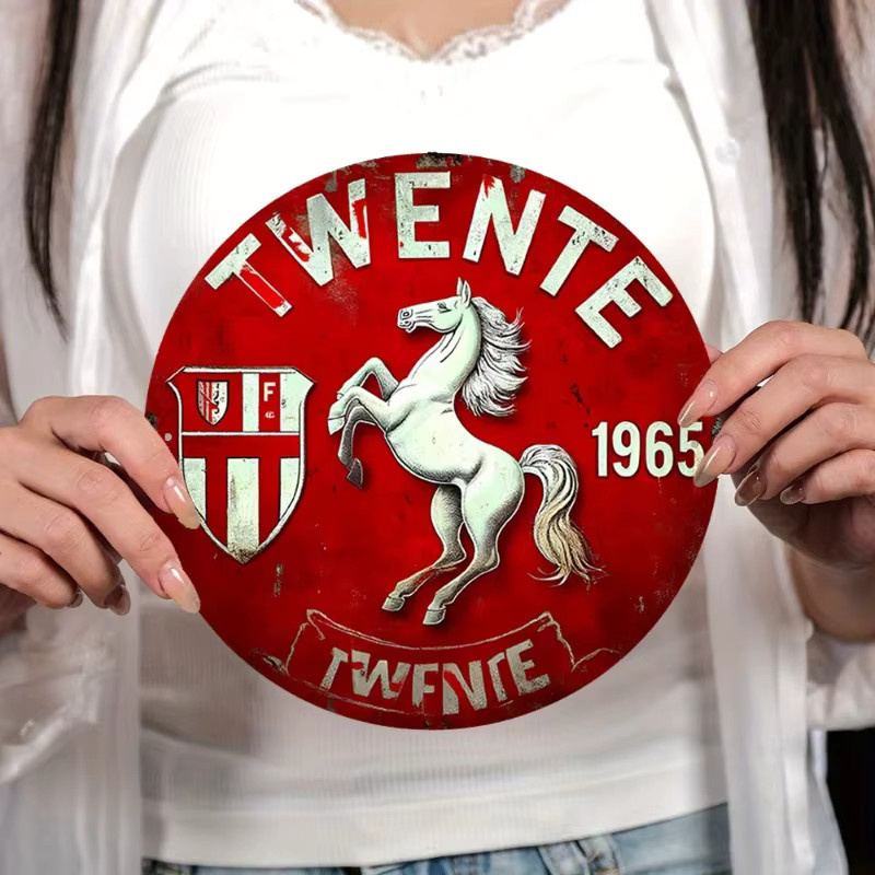 CIFBUY Twente F.C. Logo-Metall-Wandschild, Vintage-Emblem in Rot, rund, Durchmesser: 20 cm - Bild 2