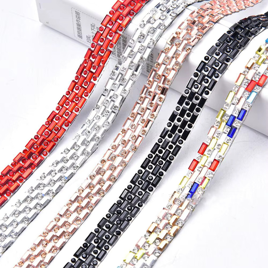 Buntes selbstklebendes Strassband in Multicolour und Weiß zum Basteln und Verzieren von Kleidung, Schuhen und Taschen - Bild 2