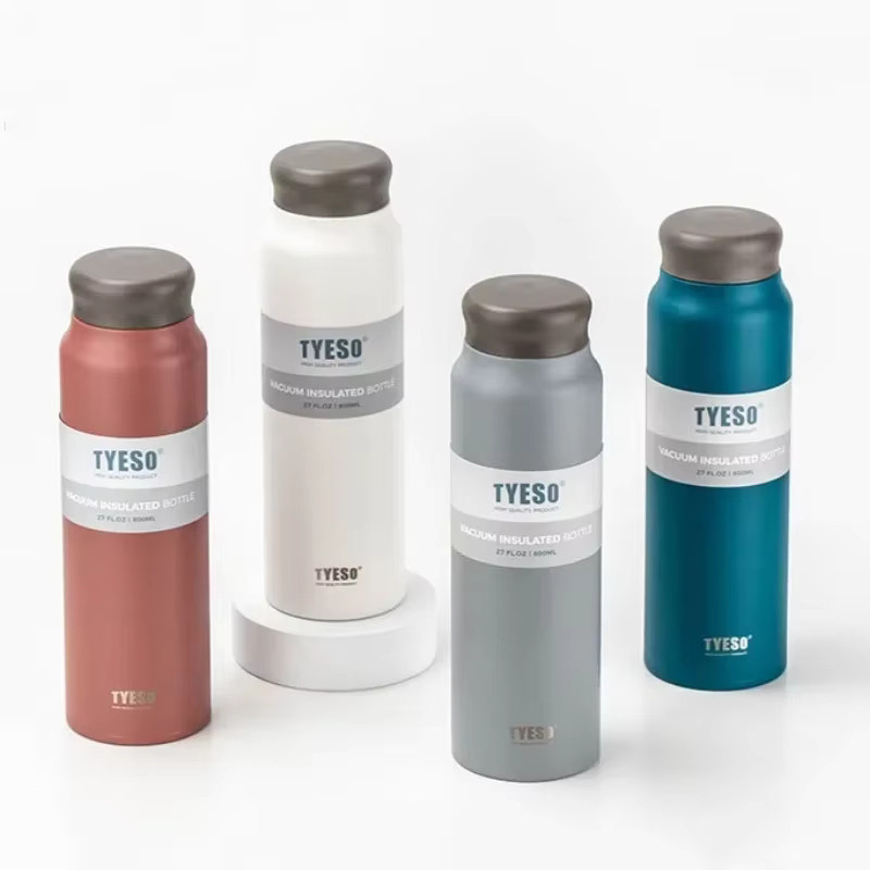 TYESO Isolierter Edelstahl Thermobecher für Kaffee und Wasser, Rot, 750 ml - Bild 3