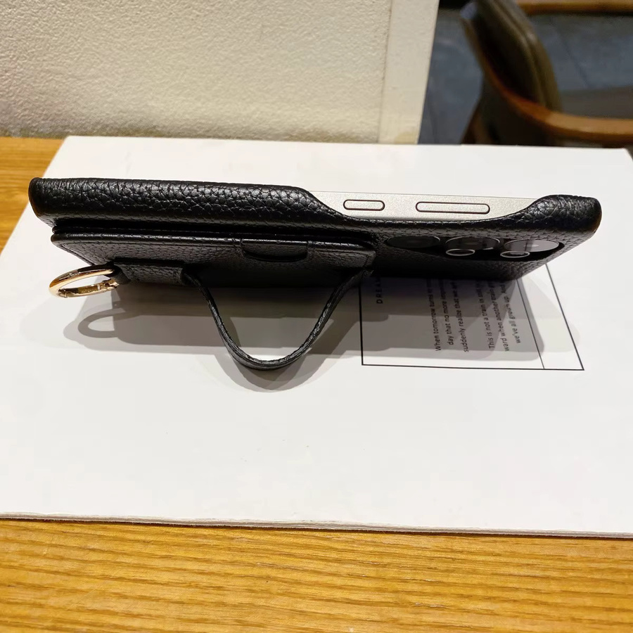 Samsung Handyhülle aus PU Leder mit Litschi-Muster und Kartenhalter sowie Handgelenkstrap in Schwarz für Galaxy S25U S20U S22 A15 A56 A06 - Bild 3