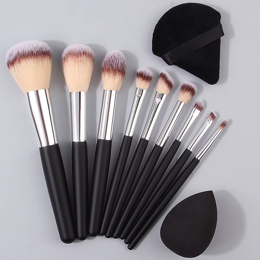 KOSSHOW Make-up-Pinsel-Set, 11-teilig, mit Schwamm und Puderquaste - Bild 3