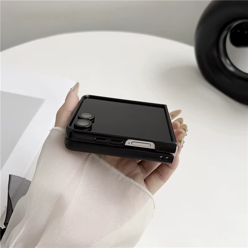 Magnetische Lederhülle für Samsung Galaxy Z Flip 7, stoßfeste MagSafe-kompatible Schutzhülle in Schwarz oder Blau - Bild 2