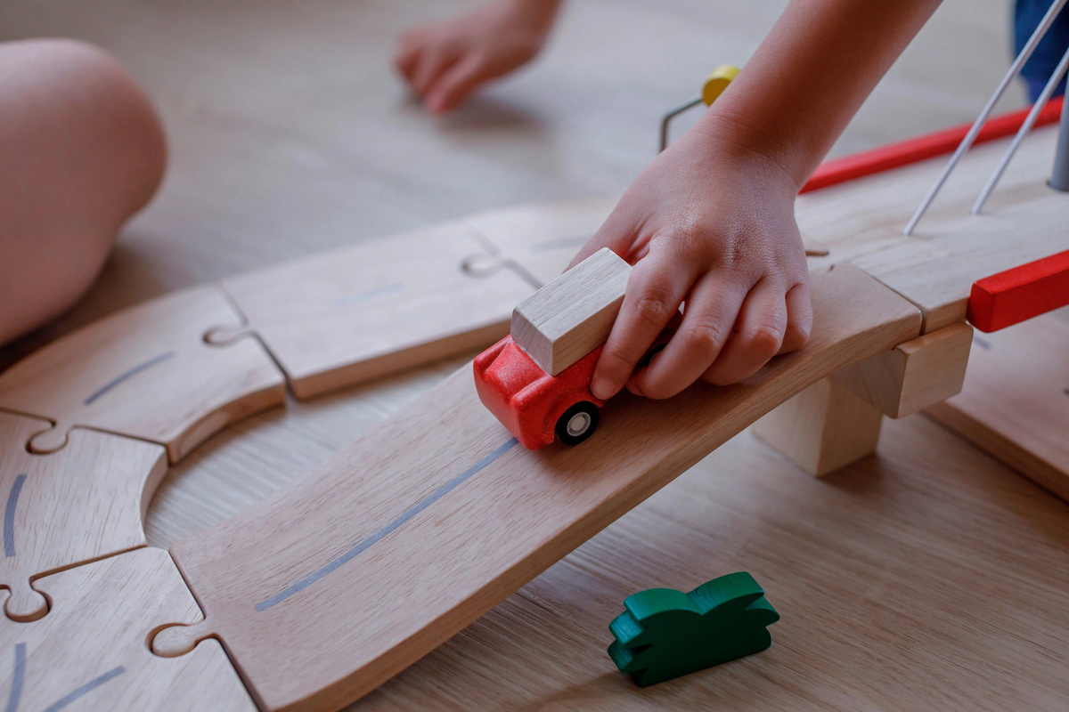 Plantoys Straßensystem Holz, ab 3 Jahre - Bild 2