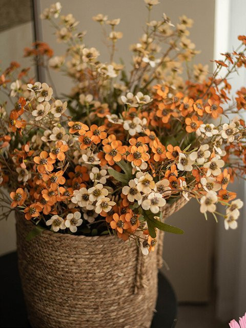 Künstliche Blumenornamente in Gold für Tischdekoration und Hochzeitsfeier im Boho-Stil - Bild 1