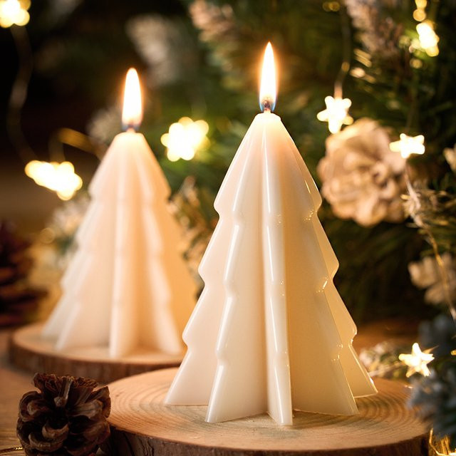 UDOCOOL Silikonform für DIY Weihnachtsbaum Kerzen und Duftkerzen in Weiß - Bild 1