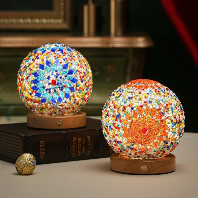 Lyfs LED Schreibtischlampe im Boho-Stil mit Glasmalerei und USB-Anschluss, dimmbar, Mehrfarbig - Bild 1