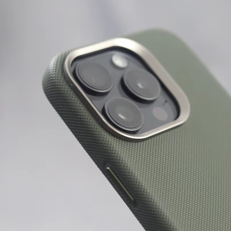 MagSafe Lederhülle mit Diamant-Relief und Linsenschutz aus Legierung für Apple iPhone 17 16 15 14 13 Pro Max in Grau und Grün - Bild 1