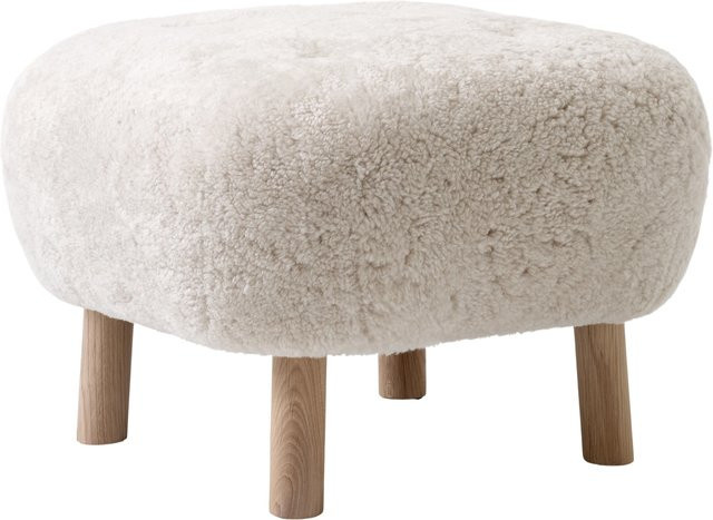 &Tradition Little Petra ATD1 Pouf mit weißem Schaffell und Holzgestell - Bild 1