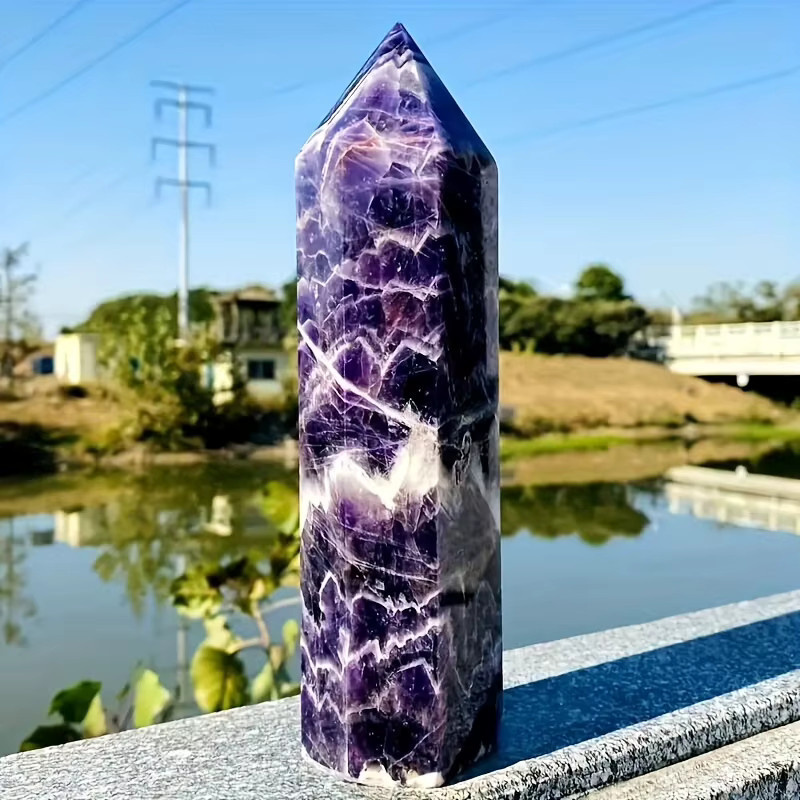 Natürlicher Amethyst-Spitzenturm in Lila als dekorativer Naturkristall für dein Zuhause - Bild 3