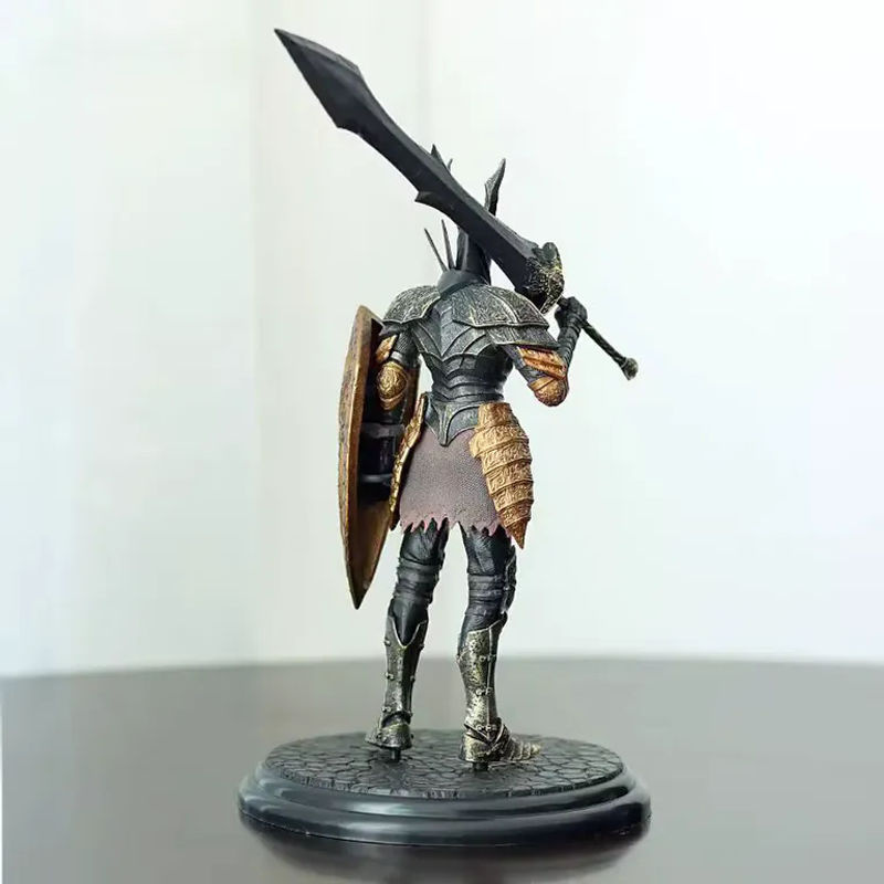 Bandai Dark Souls Ritterrüstung Actionfigur in Schwarz, 20 cm Modellstatue aus Kunststoff - Bild 4