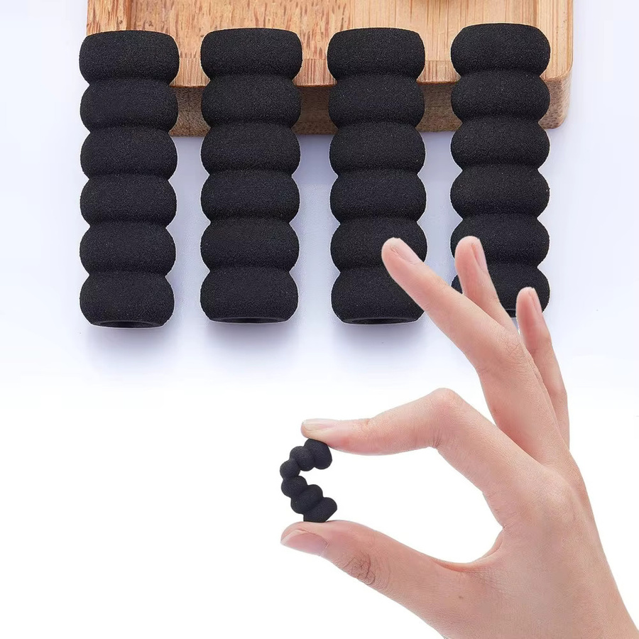 60er Set Schaumstoff Stifthalter Griffe in Schwarz als ergonomische Stiftgreifer für Malen und Zeichnen bei Arthritis - Bild 4