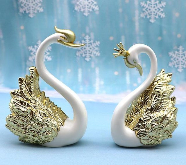 Houspace Schwan Mini Figuren Set in Gold, 2 Stück moderne Skulpturen zur Dekoration für Hochzeitstorte oder Auto Innendekoration - Bild 1