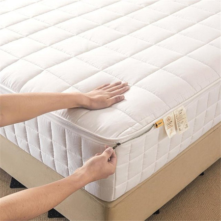 Flauschiger Matratzenbezug mit Reißverschluss in Weiß, staubdichter und allergikerfreundlicher Matratzenschoner aus Baumwolle, B/T/H: 90 x 200 x 15 cm