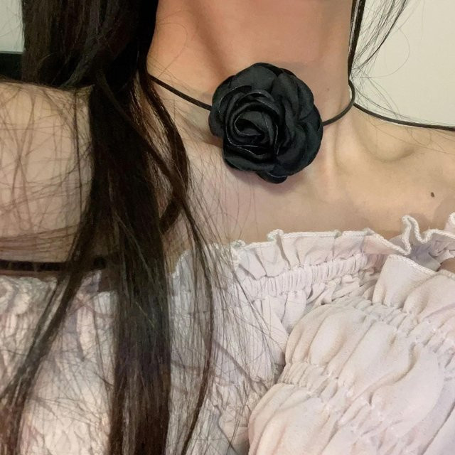YULIN Halskette, Blume Rose Anhänger, Wachs Seil, schwarz, Damen - Bild 1