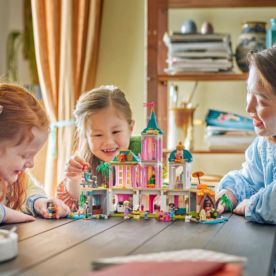 LEGO Disney Princess Prinzessinnenschloss mit Haustieren 43267 - Bild 3