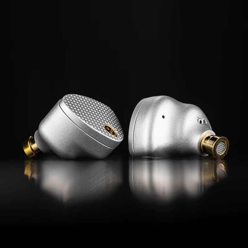 Moondrop Aria 2 In-Ear Monitor Kopfhörer mit abnehmbarem 0,78mm 2-Pin Kabel in Silber und Rot - Bild 3