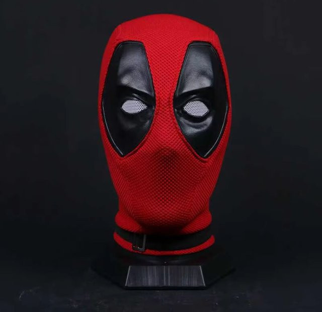 Bandai Marvel Deadpool Silikon Maske, Zubehör - Bild 1