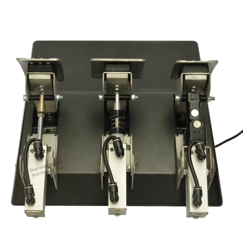 Thrustmaster Modifikations-Kit für T300 T-GT T3PA Rennsimulator mit hydraulischer Dämpfung für verbessertes Fahrgefühl und optimiertes Fußgefühl - Bild 3