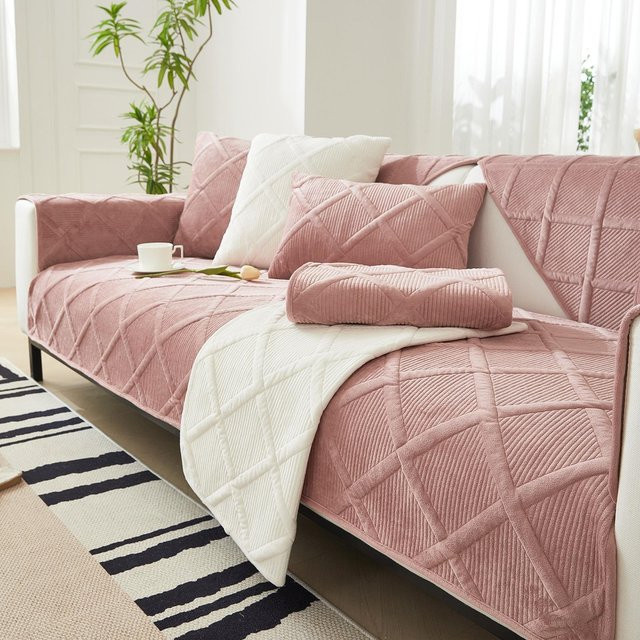 Rutschfester Sofabezug aus weichem Plüsch von Super Six in Pink, B/H: 110 x 160 cm - Bild 1