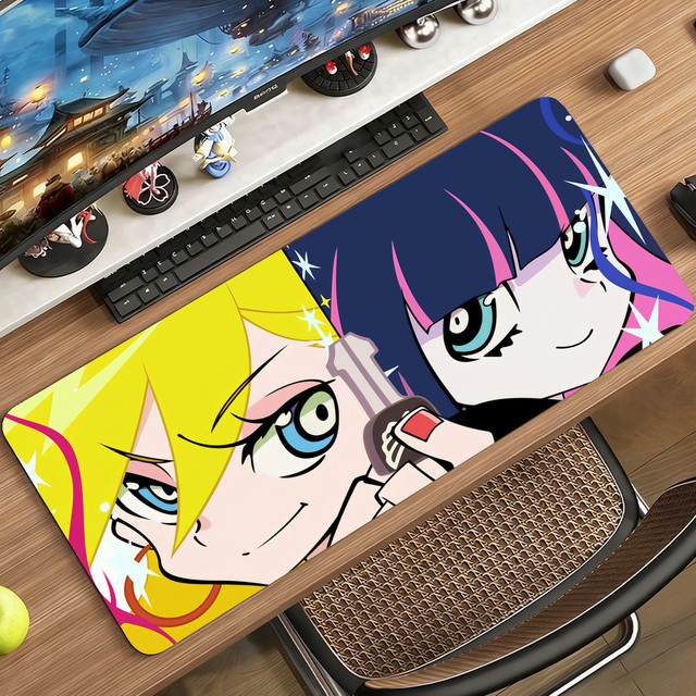 Panty & Stocking mit G-Garterbelt Mauspad, großes rutschfestes und wasserdichtes Gaming-Mauspad mit genähtem Rand in Multicolour - Bild 1