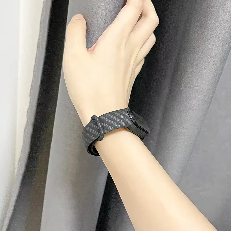 Xiaomi Mi Band 7 Smartwatch-Armband, Silikon, Schwarz, Unisex - Bild 5