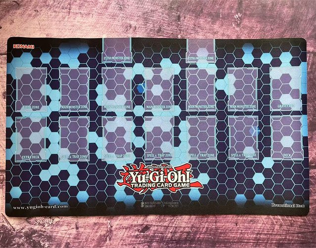 EVANOVM Yu-Gi-Oh Blue Classic Oldschool Style Kartenblock Custom Playmat, YGO Mat KMC TCG YuGiOh MAT-332 - Bild 1