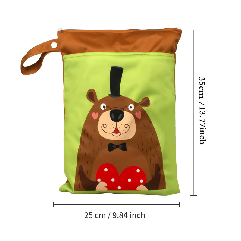 Baby Show Wasserdichte Wetbags mit Reißverschluss für nasse Windeln, 2er-Set mit Giraffen- und Affen-Print, Mehrfarbig - Bild 2