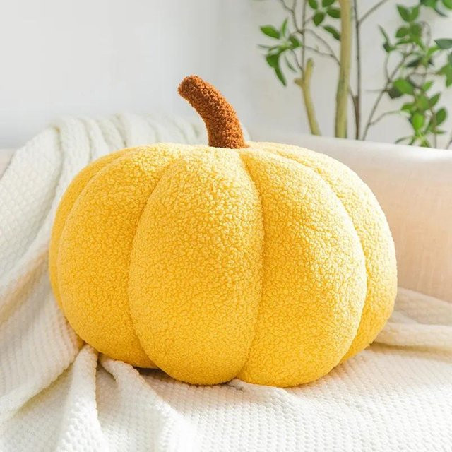 Niedliches Kürbis Plüschtier Kissen in Gelb, weiches Dekokissen für Kinder und Halloween, Durchmesser: 28 cm - Bild 1