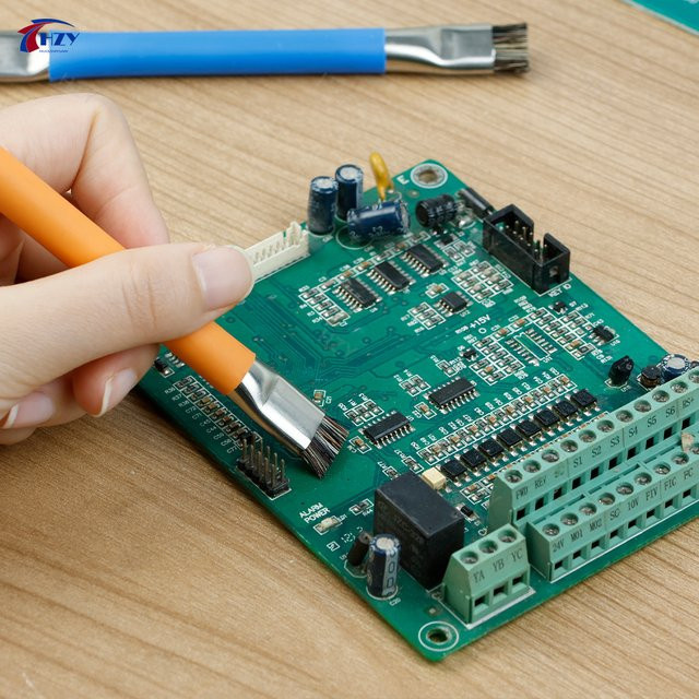 HZY Antistatische ESD-sichere Doppelbürstenplatte in Orange zur Reinigung von IC-Chips, PCB und Mainboards - Bild 1
