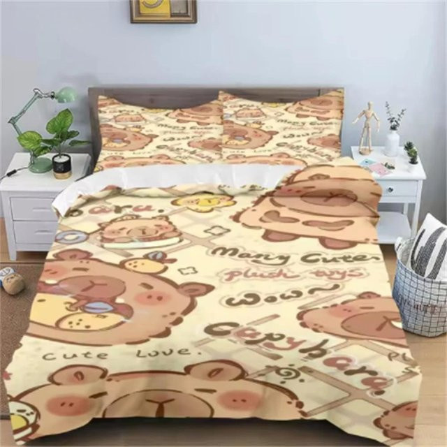 Capybara Bettwäsche-Set mit Anime-Motiv in Beige, bestehend aus Bettbezug und Kissenbezug aus Mikrofaser, Breite: 70 cm, Länge: 133 cm - Bild 1