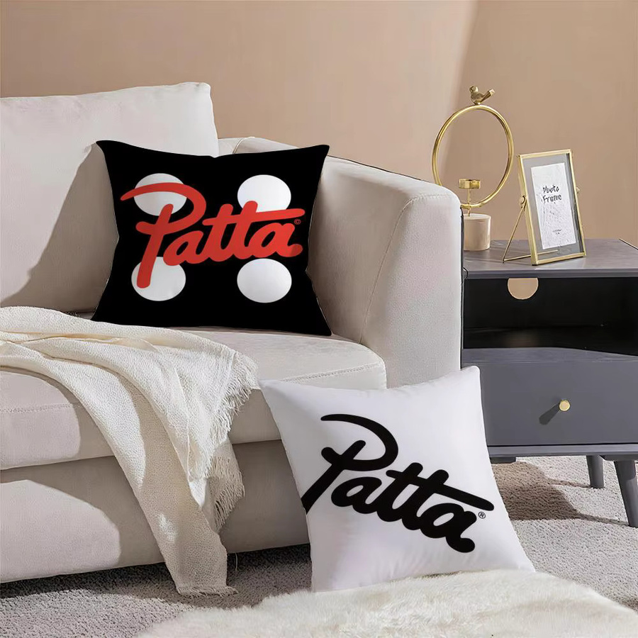 P-Patta Kissenbezug aus Kurzplüsch in Schwarz, quadratisch, B/T/H: 30 x 30 x 30 cm - Bild 2