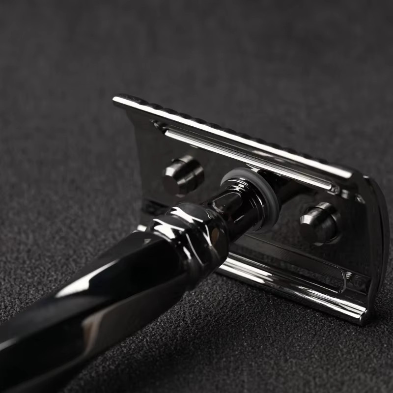Yaqi Cerberus Sicherheitsrasierer, Edelstahl, Polierfinish - Bild 2