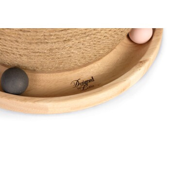 Designed by Lotte DBL Kratz- und Spielball Holz - Bild 2