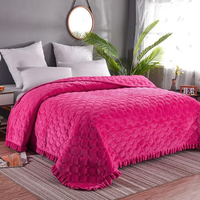WTEMPO Kristall-Samt-Bettdecke, gesteppte Flanelldecke in Pink, reversible Isomatte mit geometrischem Muster, B: 230 cm, T: 200 cm - Bild 1