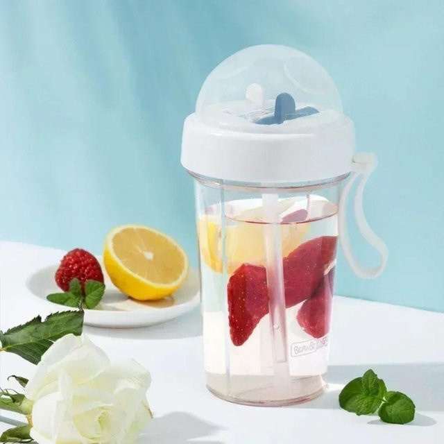 Wangnect Doppel-Trinkbecher mit zwei getrennten Strohhalmen, Sportflasche aus durchsichtigem Kunststoff, Weiß, 420 ml - Bild 1