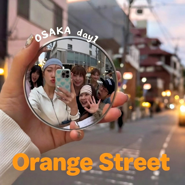 Tragbares Mini-Rund-Selfie-Spiegel-Set in Silber, Weitwinkel-Konvex-Kugelspiegel für Vlogging mit iPhone, Samsung und Smartphones, Durchmesser: 7,5 cm, Höhe: 9,5 cm - Bild 1