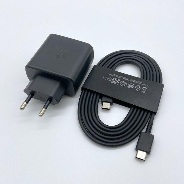 Samsung 45W PD Schnellladegerät mit 1,8m USB-C auf USB-C Kabel in Schwarz für Galaxy S25 S24 S23 S22 Ultra F55 C55 M55 - Bild 1