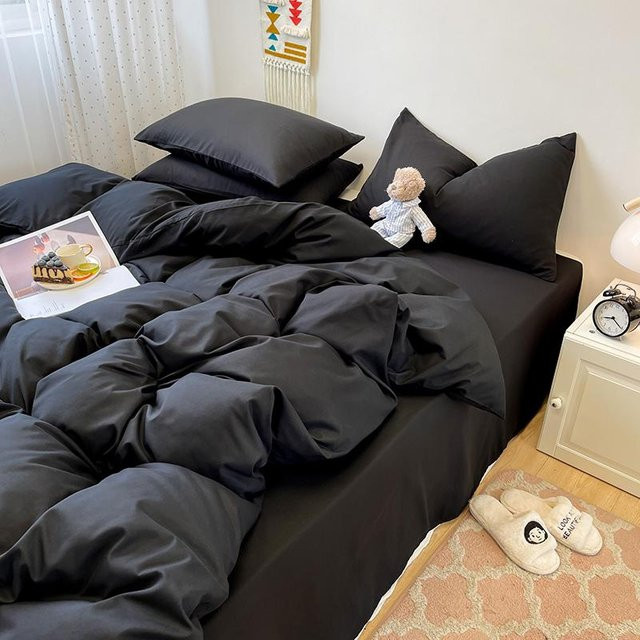 3-teiliges Bettwäscheset Bin Chi Textiles aus Polyester in Schwarz, bestehend aus 1 Bettbezug und 2 Kissenbezügen, B/H: 150 x 200 cm - Bild 1