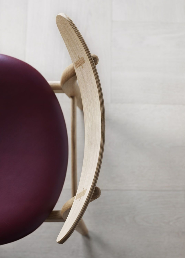 Carl Hansen & Søn CH30p Stuhl aus Massivholz und Leder in Beige - Bild 2
