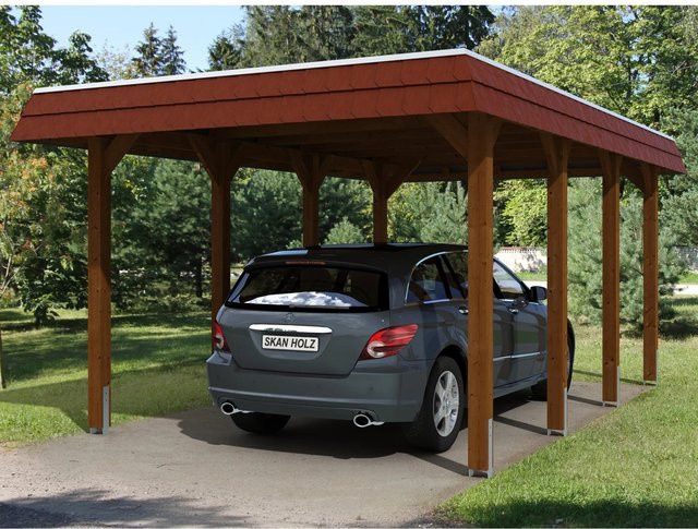 Skan Holz Carport Spreewald mit roter Blende in Nussbaum, flache Dachform aus Aluminium und Nadelholz, B/T: 589 x 345 cm - Bild 1
