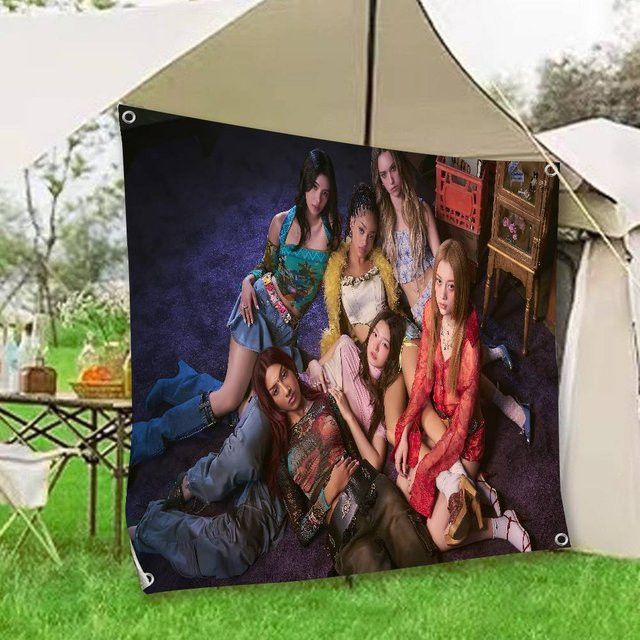 K-Katseye DIY Wandbanner als dekorative Kpop Band Flagge für dein Wohnzimmer oder Wohnheim - Bild 1