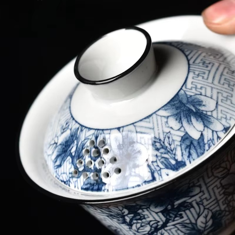 Handgefertigte Keramik-Gaiwan aus Porzellan in Blau und Weiß, 160 ml, Gongfu-Teegeschirr mit hohem Fuß - Bild 3
