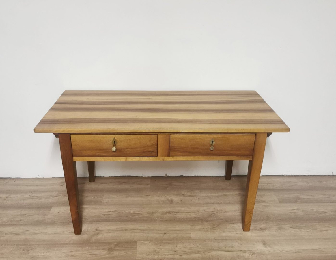 Antikhof Brück Biedermeier Esstisch aus Nussbaum in Braun, Rechteckig - Bild 1